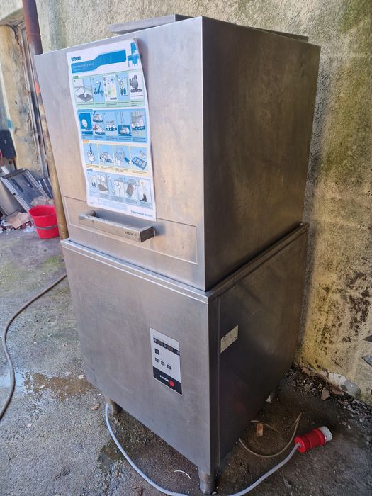 Mașina spălat vase sau pahare, stare buna, ciclu scurt, 2-3 minute