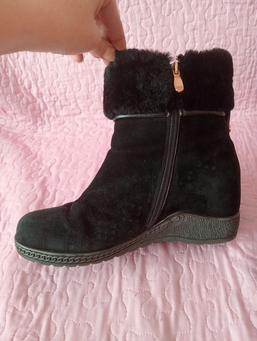 Ботинки женские.