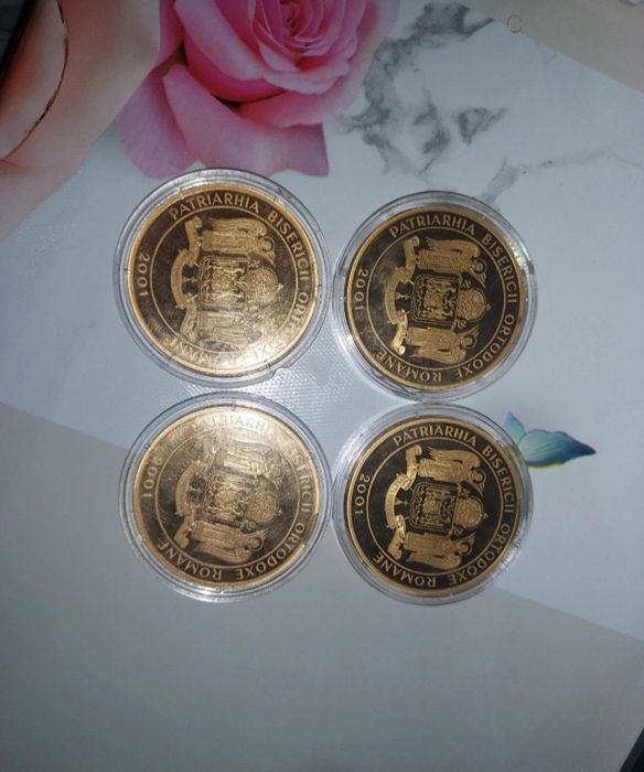 Medalii vechi în stare perfecta