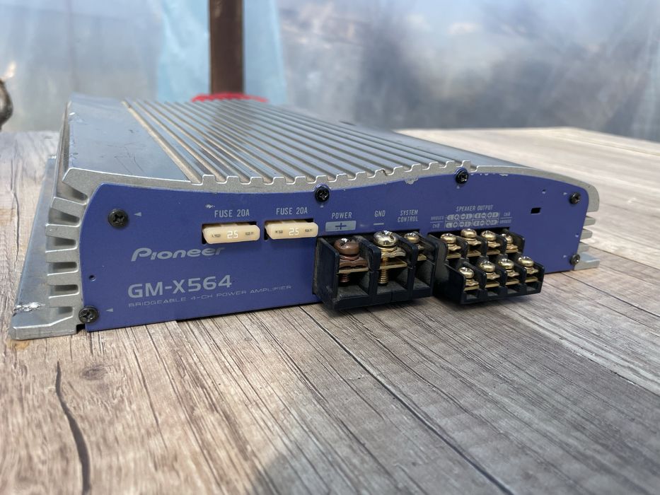 Pioneer усилитель олдскул, мощный 2х 200w , 4 x 75w номинально