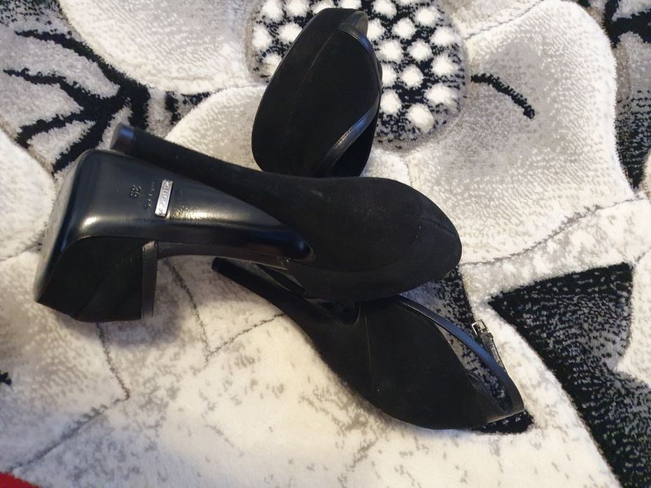 Sandale piele gucci