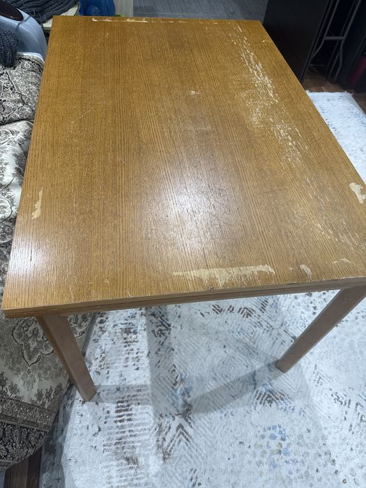 Срочно продам стол