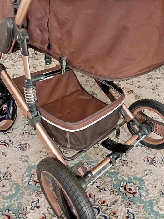 Детская коляска .