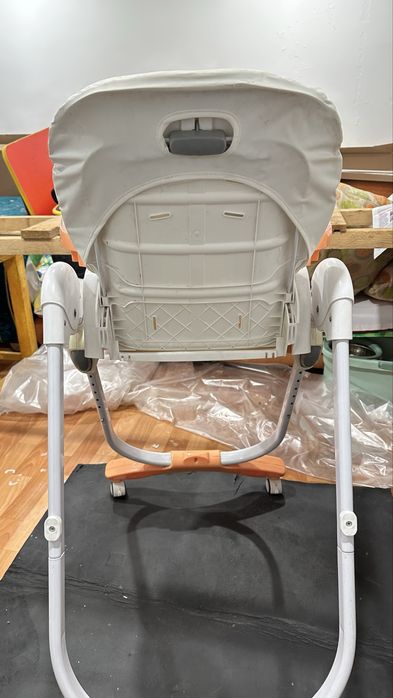 Продам стульчик для кормления