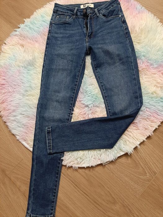 Дамски маркови дънки и панталони