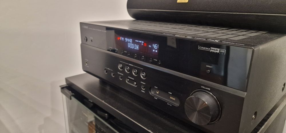 Yamaha RX-V581  (Dolby Atmos, DTS:X, 4K HDR, MusicCast)