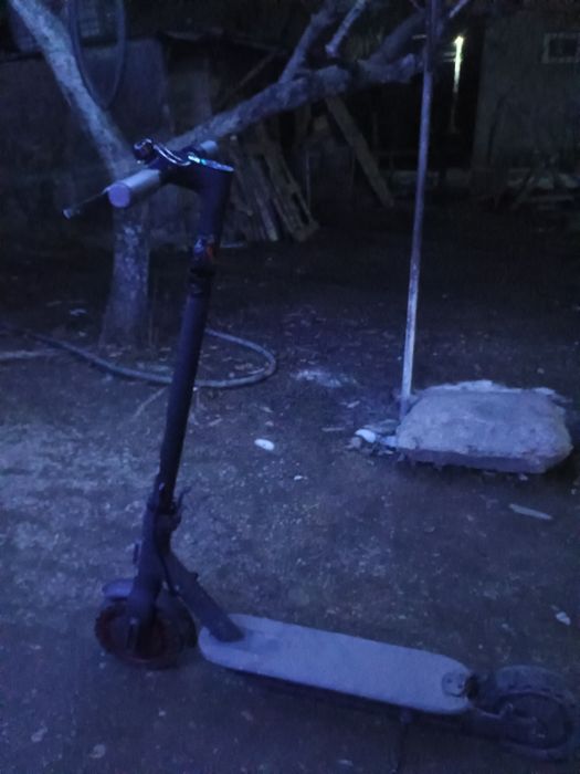 Vând trotineta full sau pe piese