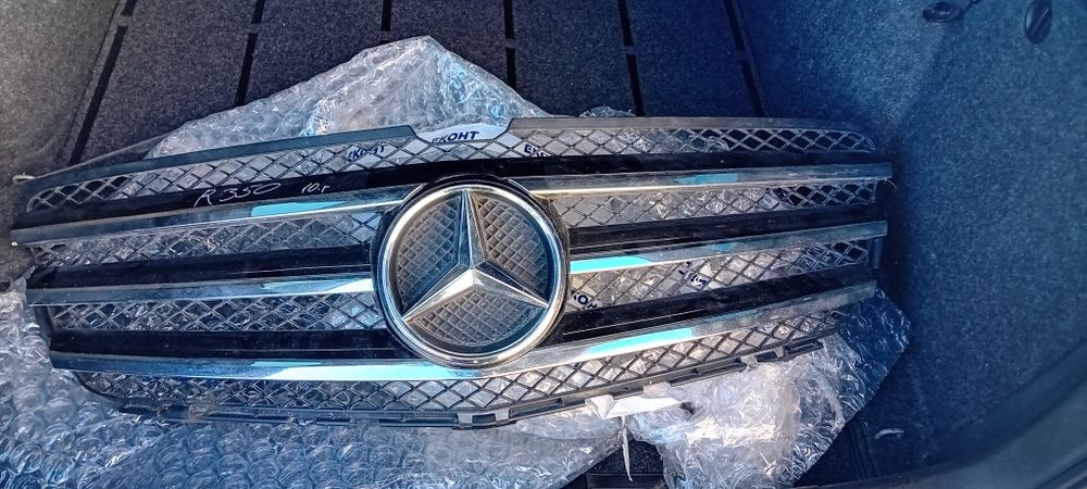 Решетка за Mercedes R class w251 2010г.