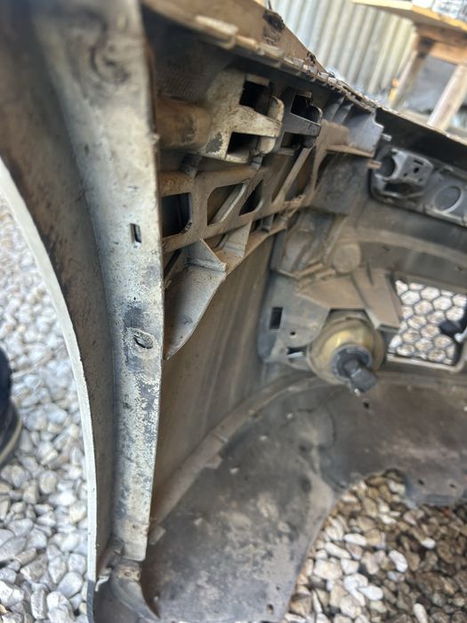 Предна ГТИ броня за голф 5/Predna GTI/GT bronq za VW golf 5