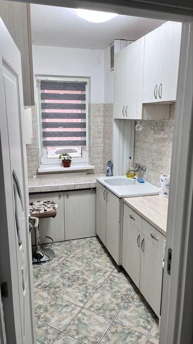 De inchiriat apartament