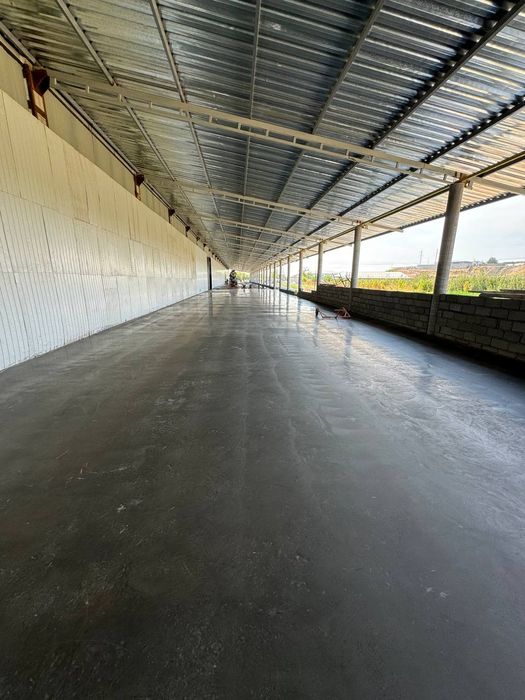 Бизнинг малакали иш гурухимиз сизларга стяжка, топпинг, шлифовка, наре