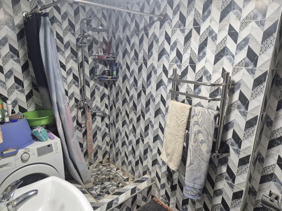 ALoxida xovLi 1x 250ye Chiqursoy OiLaGa RieLtor-50% variyantLar bor