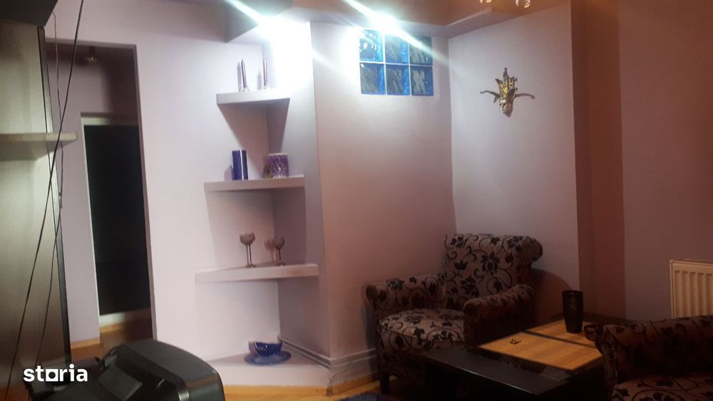 Cafrom Imobiliare -ULTRACENTRAL - Apartament tip STUDIO de Vanzare — fotografia 3