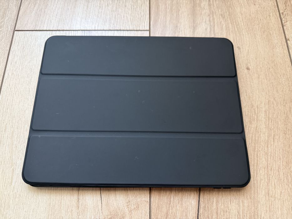 Черный чехол для iPad Pro M2 (4 поколение/ Gen4)