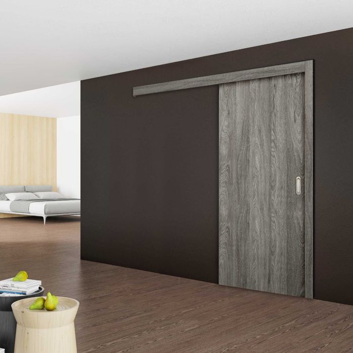 Usa culisanta pe perete sau pe tavan