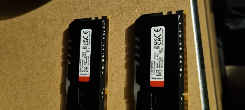 16 GB Kingston Fury Beast DDR4 3600 mhz 2x8