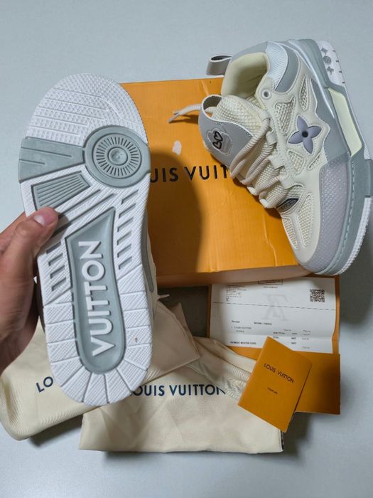 Louis Vuitton Skate white grey