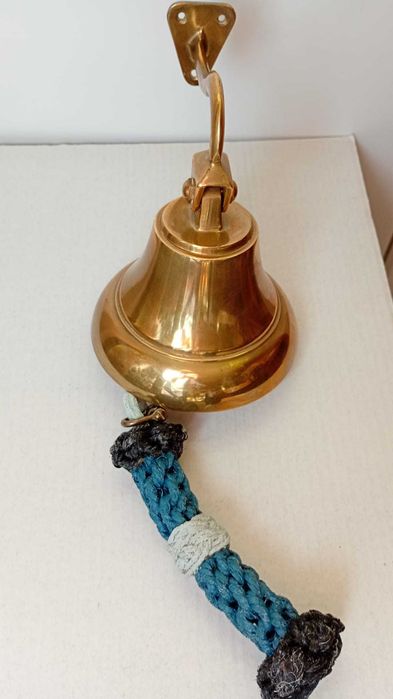 Корабна камбана --