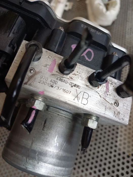 Pompa Modul Unitate ABS Toyota Yaris Cross Yaris 4 Volan Stanga An 2020-2021-2022-2023-2024 Cod -0D