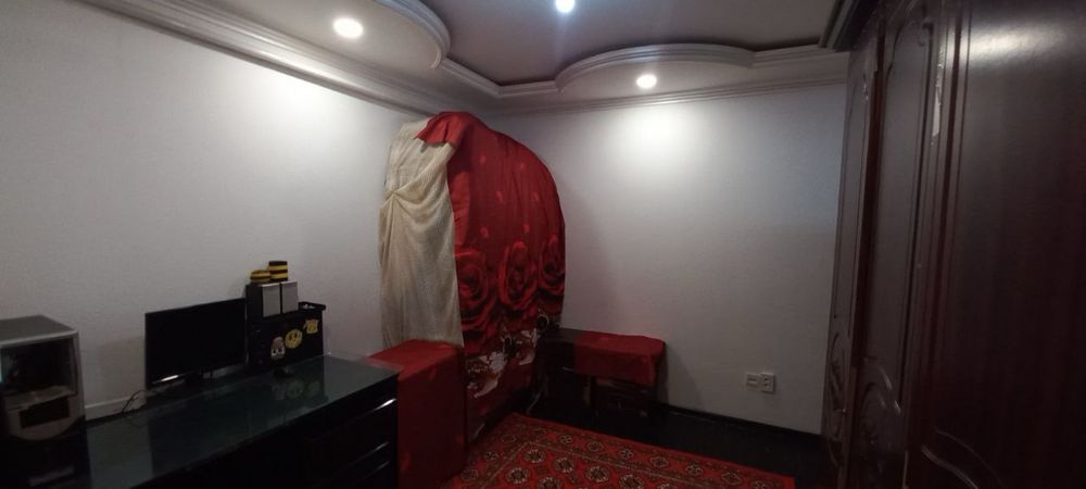 2х комната дом сатилади. Хожели