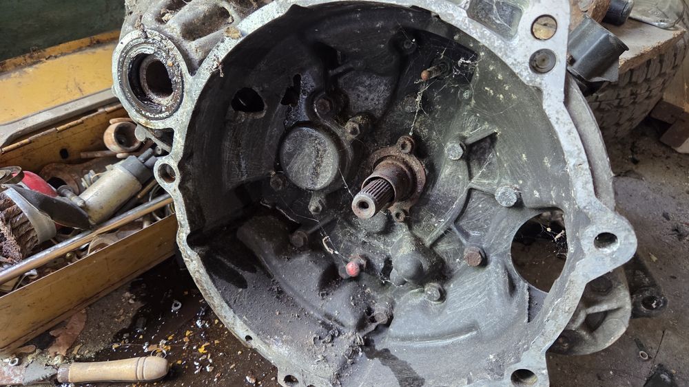 Коробка от Volkswagen B3