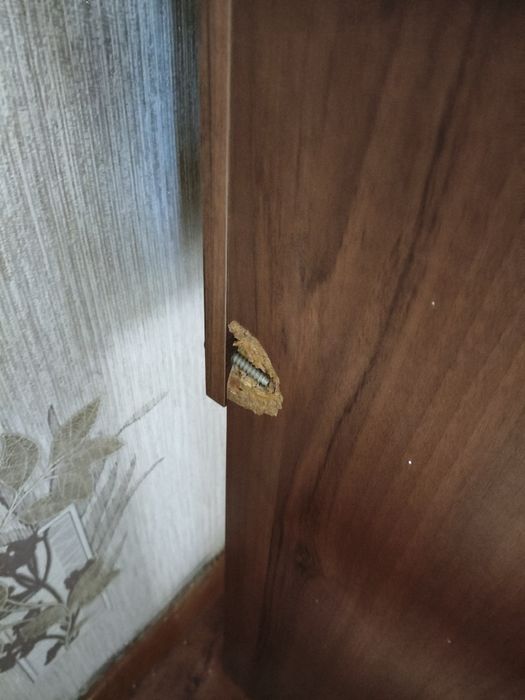 Отдам стол с самовывозом, и саморазбором