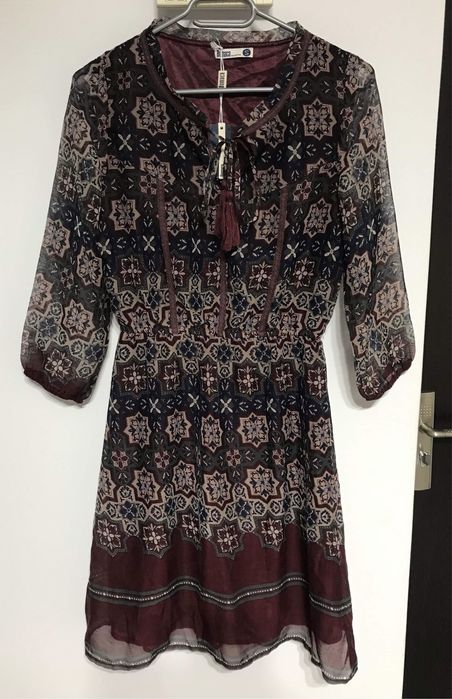 Rochie din voal marime s rochie marime s rochie grena s rochie visinie