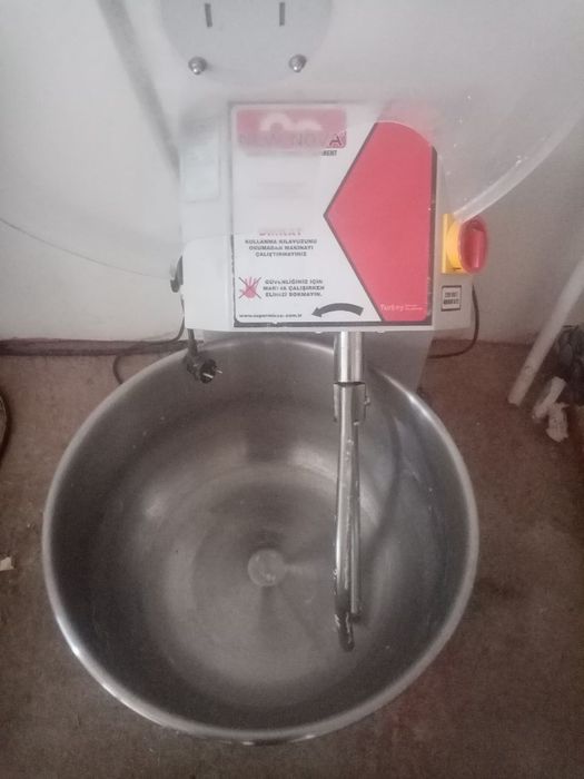 Бухонка пишириш печи сотилади