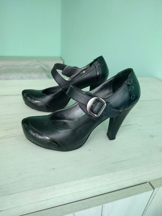 Страхотни обувки естествена кожа Francesca Visconty