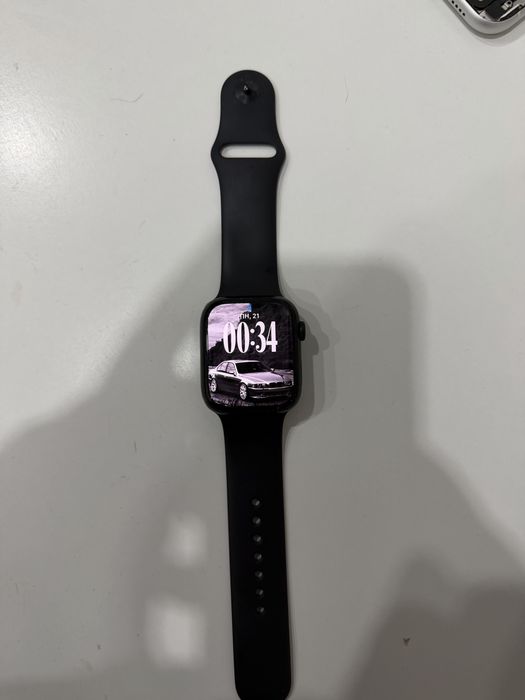 Продам Apple watch 7 45 Mm