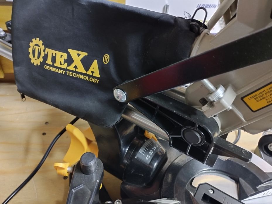 Продам торцовочную пилу с протяжкой б/у