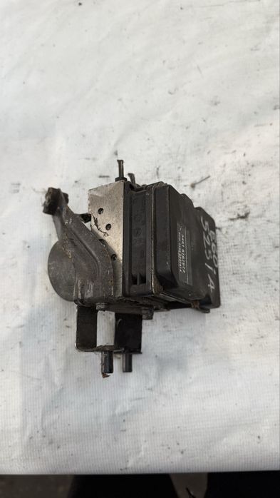 Abs модул БМВ Е60/61 525бензин автомат abs bmw E60/61