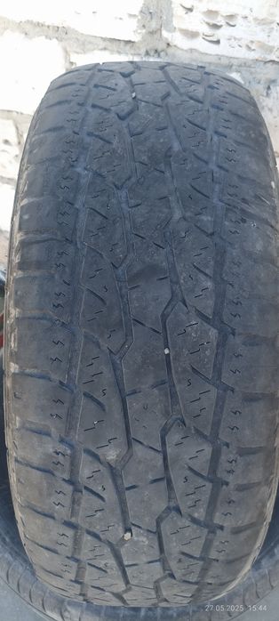Продам шины б/у.