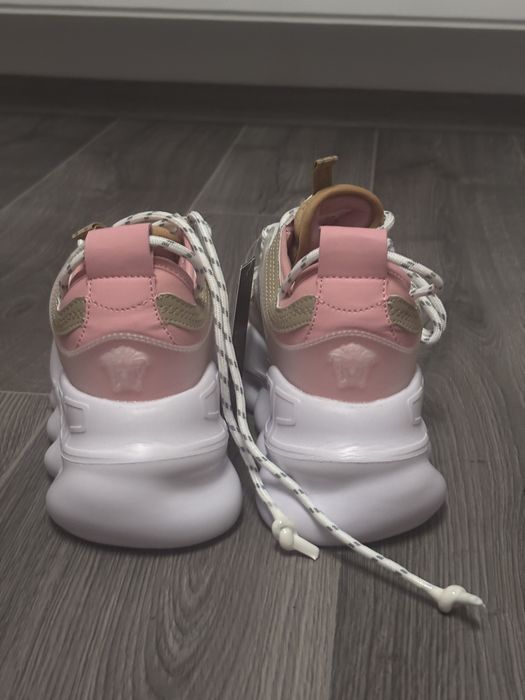 Versace Chain Reaction