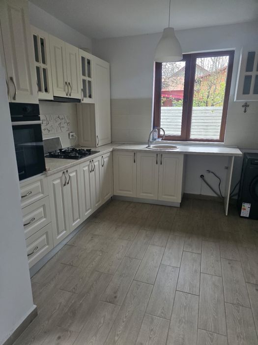 Casa moderna 4 camere, Strejnicu – aproape de Ploiesti, zona linistita