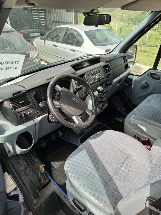 FORD Transit 0 — imagine 4