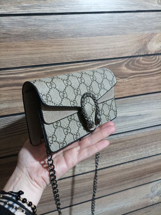 Топ модел дамска чанта