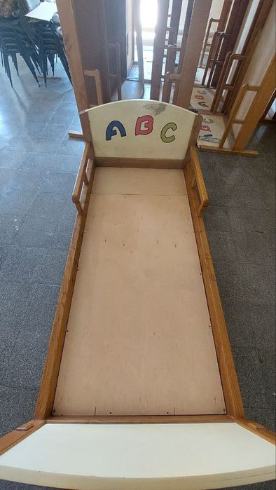 Кровати на продажу