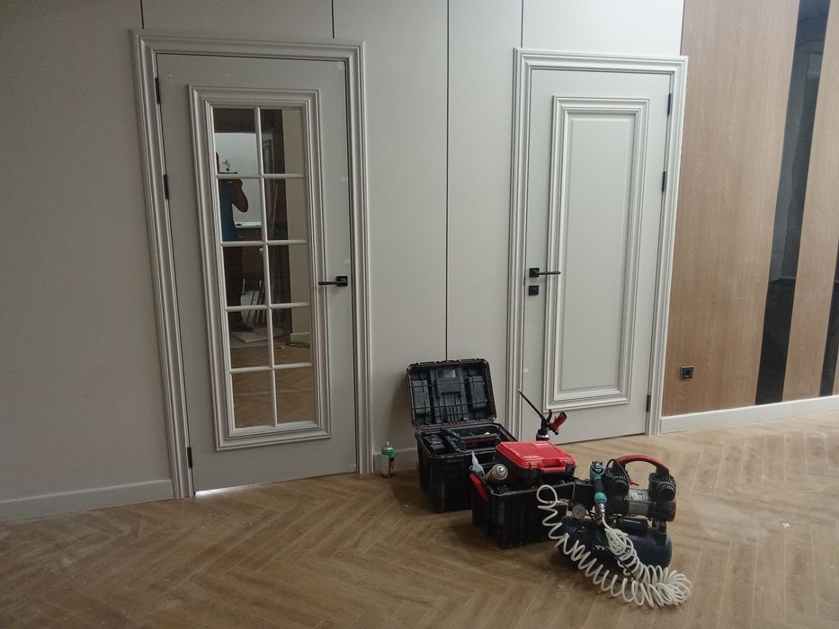 Установка входных и межкомнатных дверей