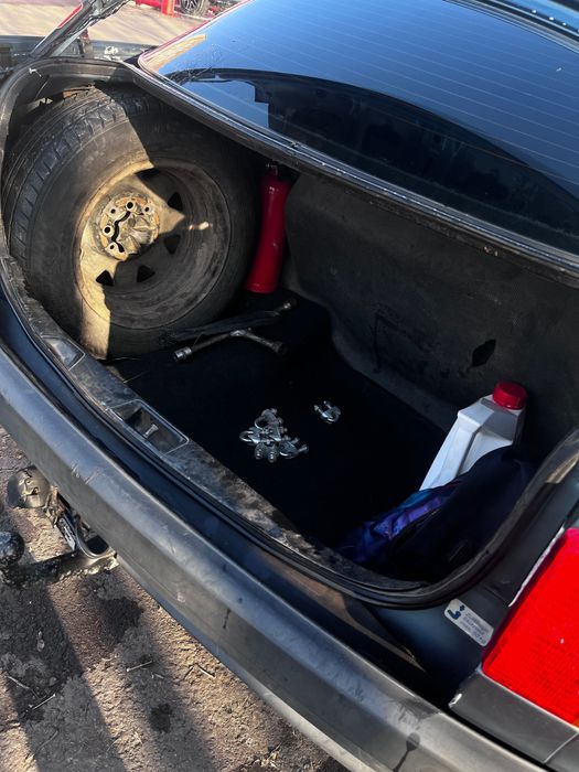 Audi 80 B3 бочка