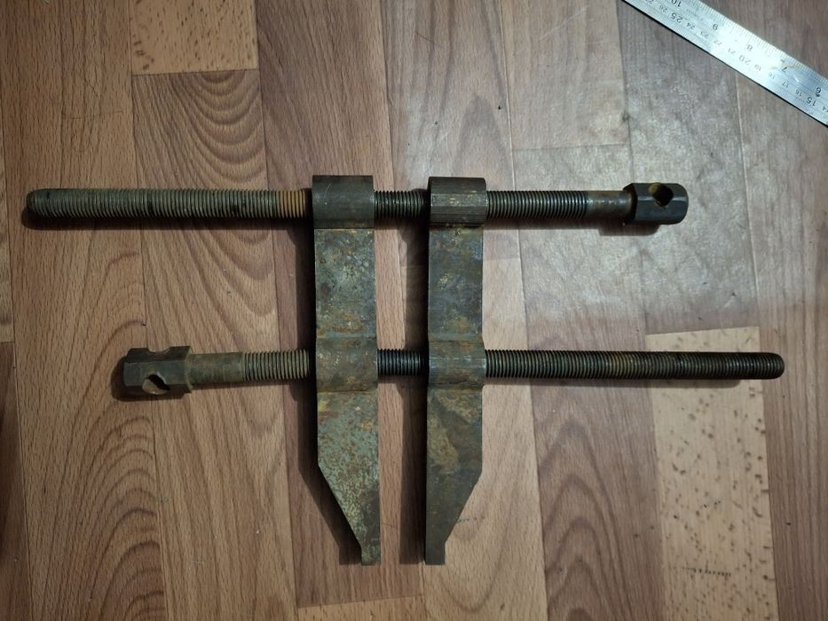 Струбцина  параллельная