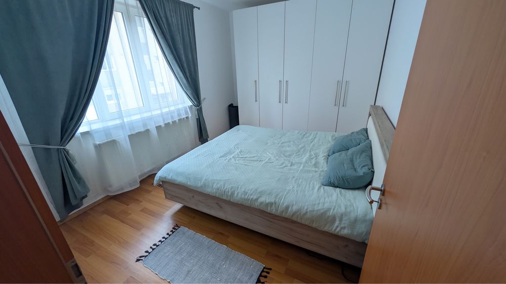 Ofer spre închiriere apartament cu 3 camere și loc de parcare privat, în Sibiu, cartier rezidențial Dumbrava