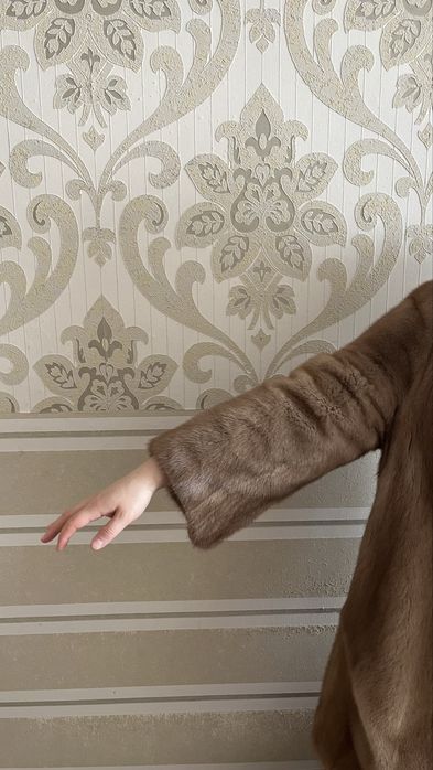 Продам Норковую шубу