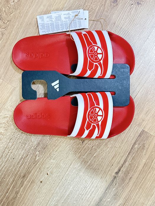 Чехли Arsenal Adidas 40,5 номер