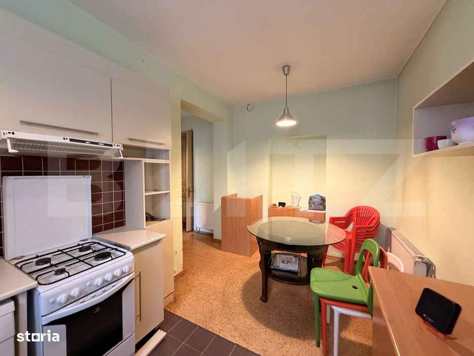 Casa P+M pentru birouri, curte 100mp, parcare, zona Siloz - Dragalina