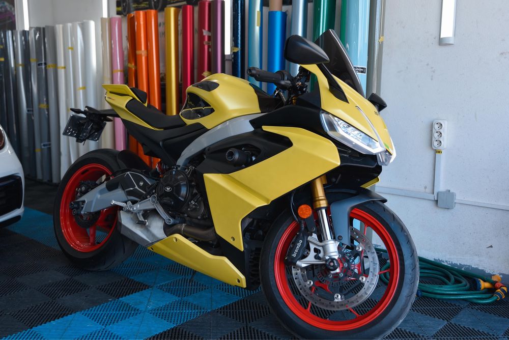 Aprilia rs 660 2023
