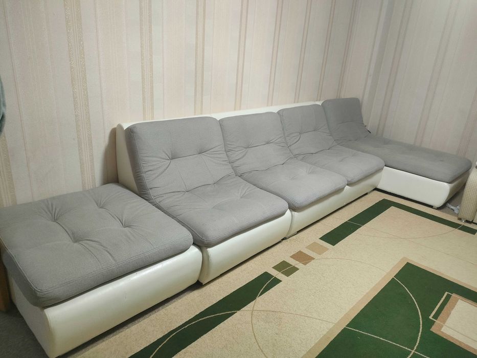 Продам большой диван трансформер