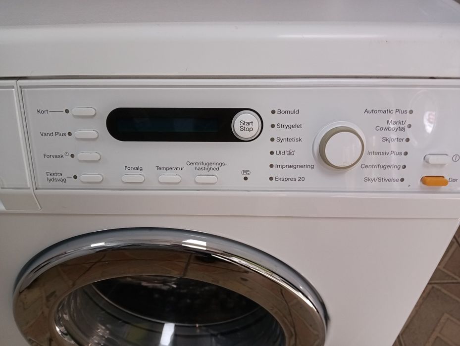 Пералня Миеле Miele W 5825 Made in Germany 7кг  24 месеца гаранция!