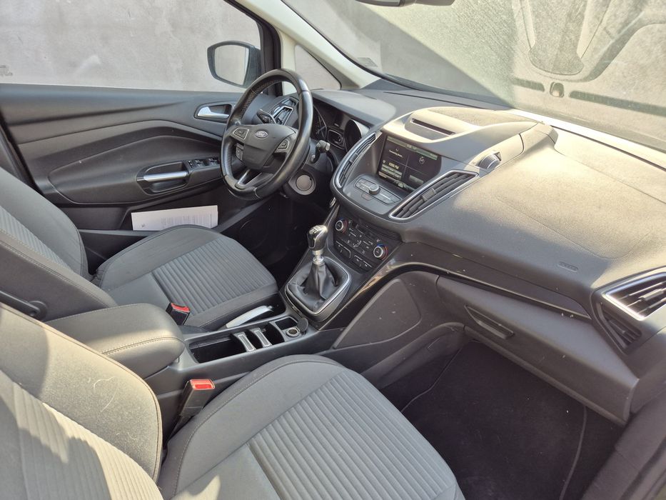 Ford C-Max Titanium 1.0i 125cp Euro6 2016 TOP