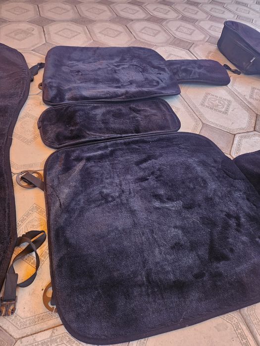 Чехлы на авто черные